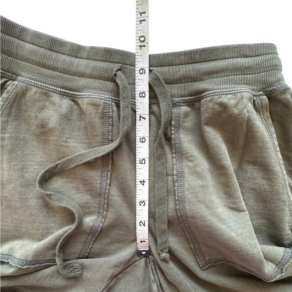 Aerie Olive Green Women's Mid Rise Drawstring Joggers Pockets Size XS Short - Picture 10 of 14